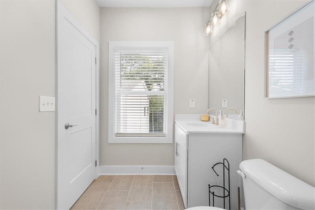 2493 Sycamore Road Northwest, Unit 4 Atlanta, GA 30318 - Photo 29 of 34