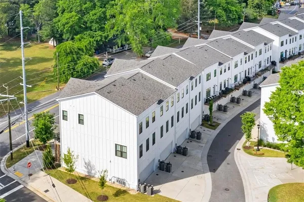 $4,000 | 2493 Sycamore Road Northwest, Unit 4, Atlanta, GA 30318