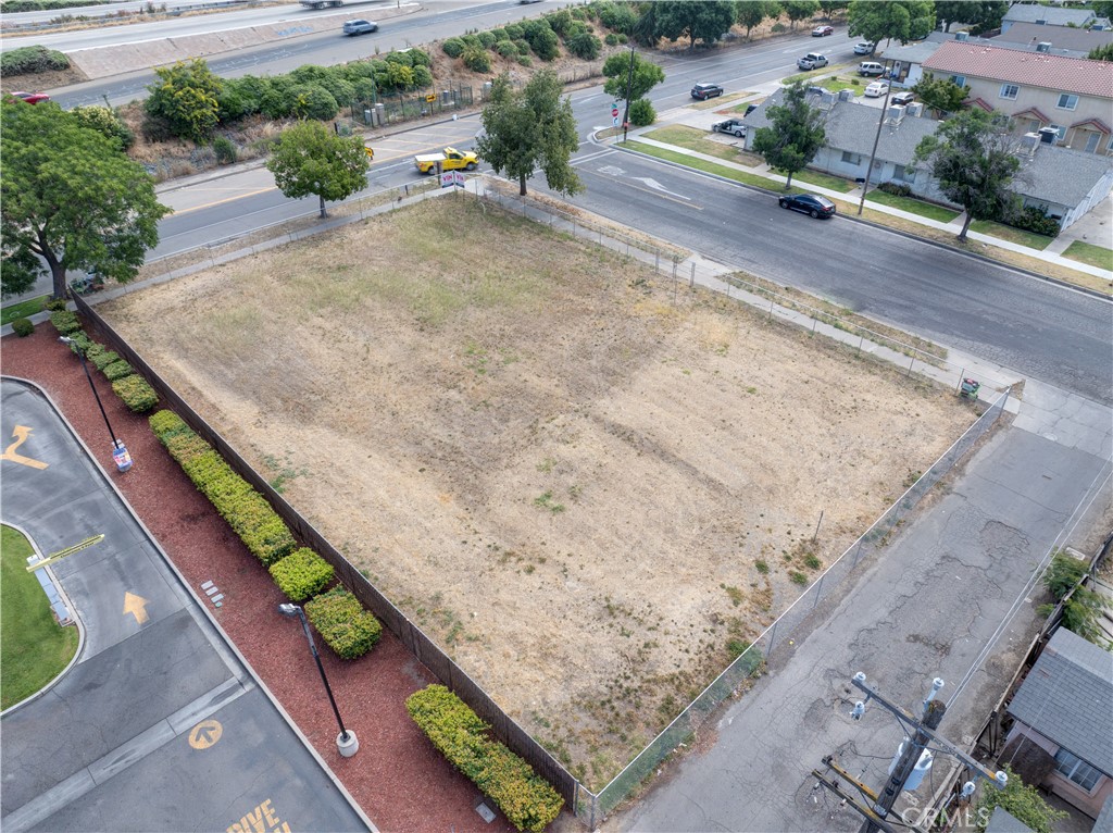 1004 West 13th Street Merced, CA 95341 - Photo 7 of 9