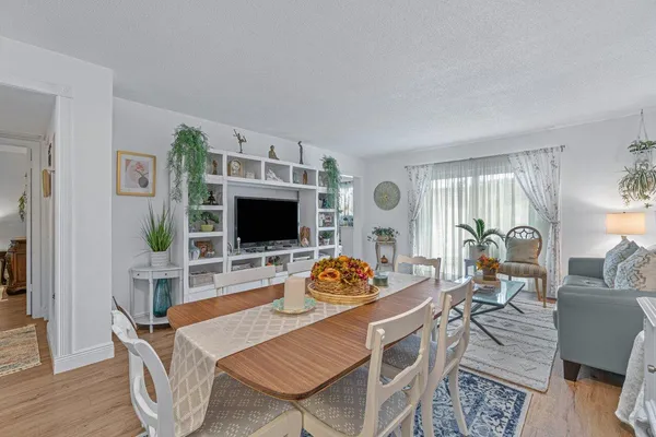 $2,900 | 2855 Garden Drive South, Unit 211, Lake Worth, FL 33461