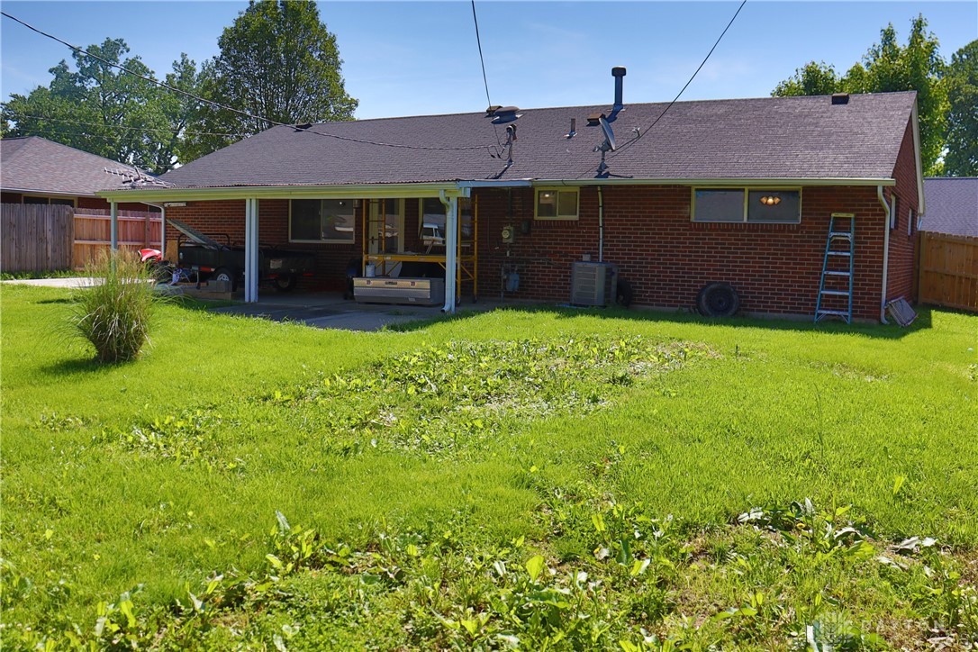 5697 Beth Road Dayton, OH 45424 - Photo 4 of 13 Gallery Image 4