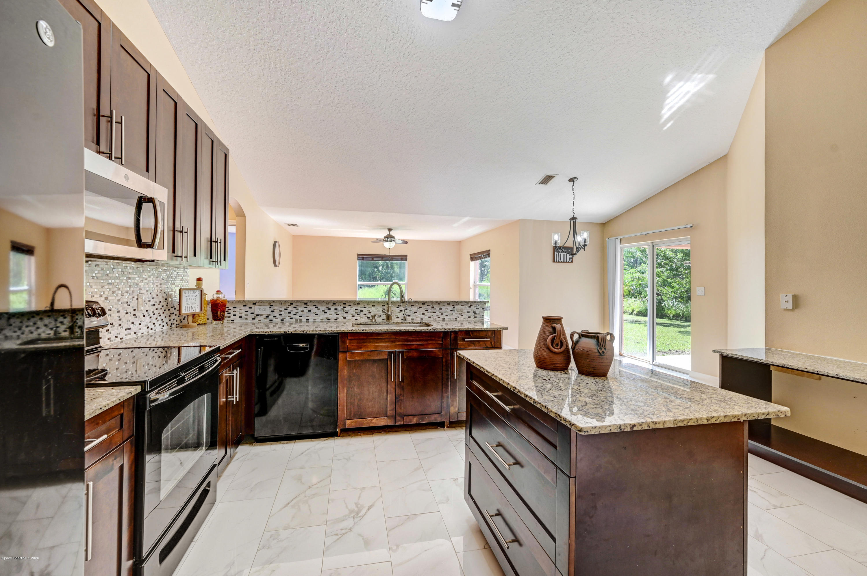 235 High Road Northwest Palm Bay, FL 32907 - Photo 14 of 30 Kitchen