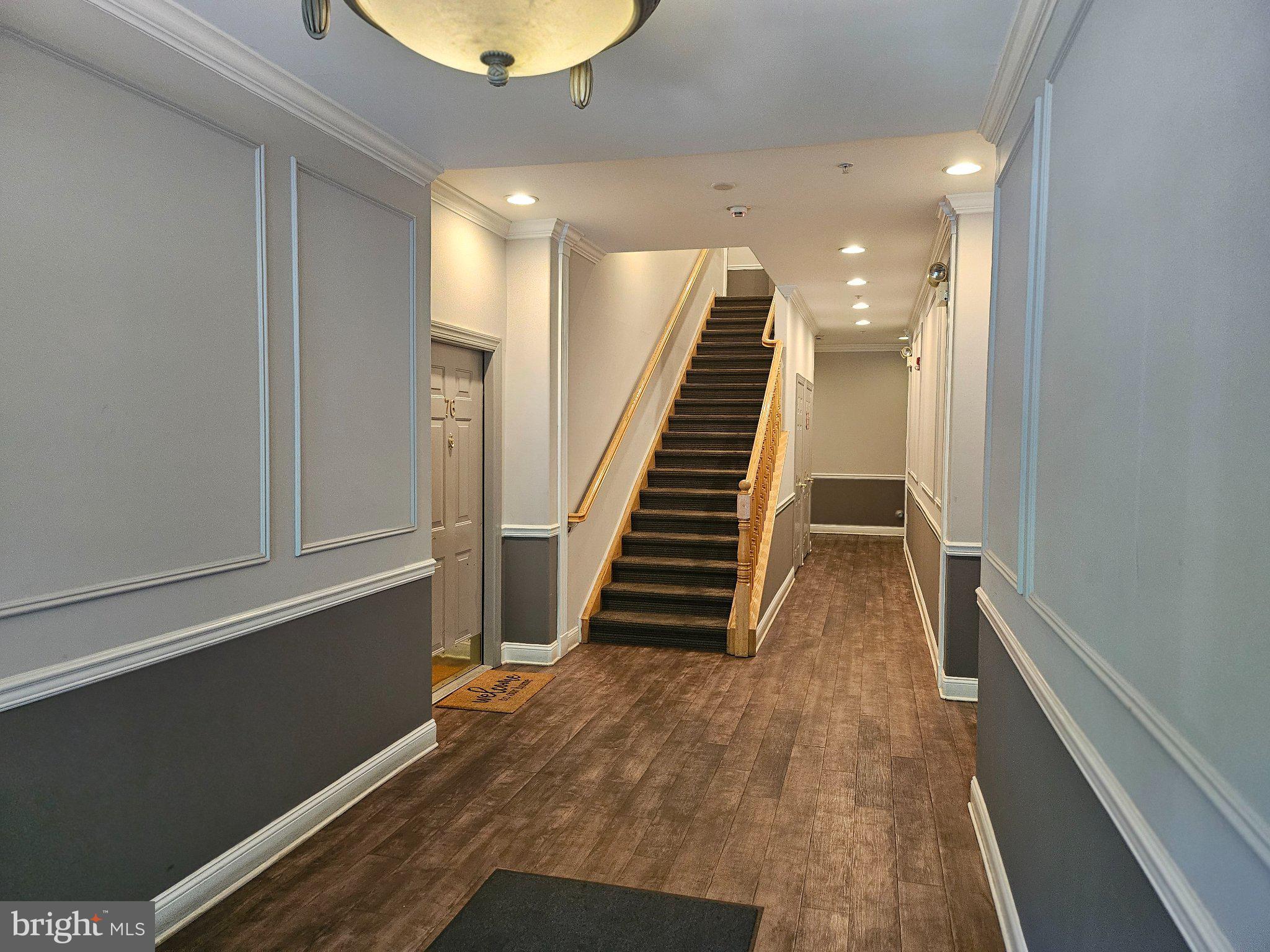 83 Kyle Way Ewing, NJ 08628 - Photo 3 of 36 Inviting hallway with elegant details.