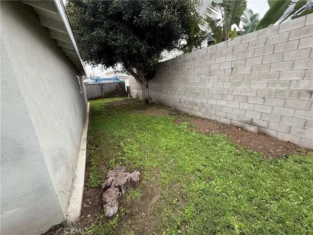 a close view of door