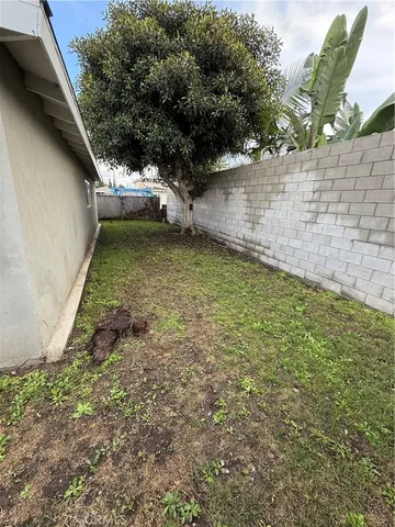 $3,650 | 2444 250th Street, Unit D, Lomita, CA 90717