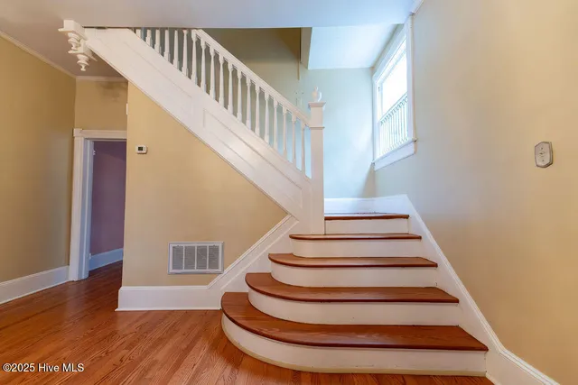 $459,000 | 301 North Granville Street, Edenton, NC 27932