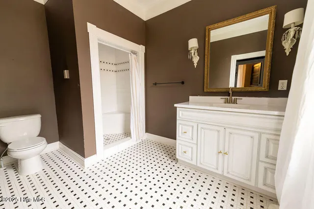 $459,000 | 301 North Granville Street, Edenton, NC 27932