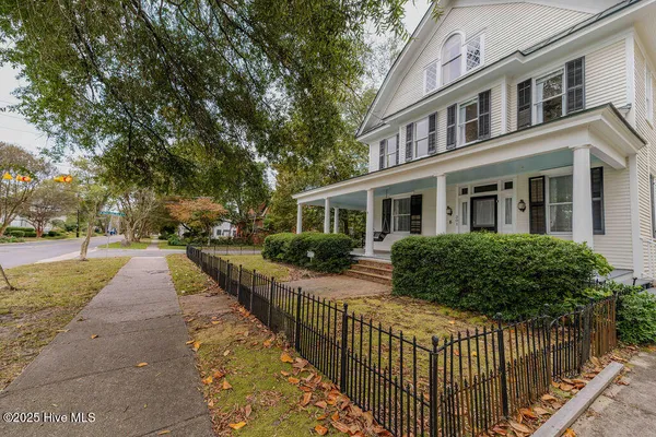 $459,000 | 301 North Granville Street, Edenton, NC 27932