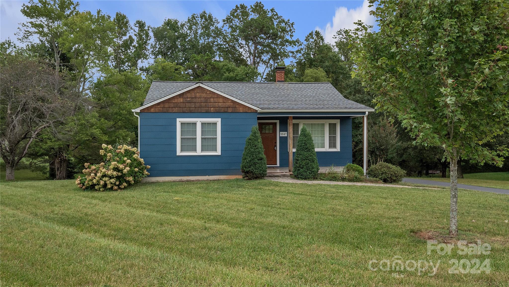 1847 Icard Ridge Road Taylorsville, NC 28681 - Photo 1 of 39 Gallery Image 1
