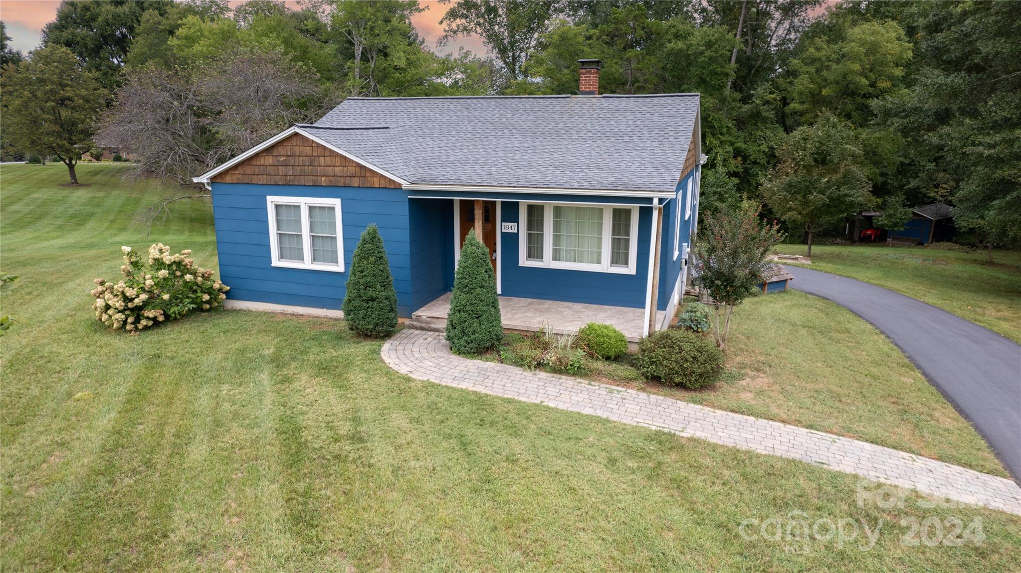 1847 Icard Ridge Road Taylorsville, NC 28681 - Photo 38 of 39 Gallery Image 38