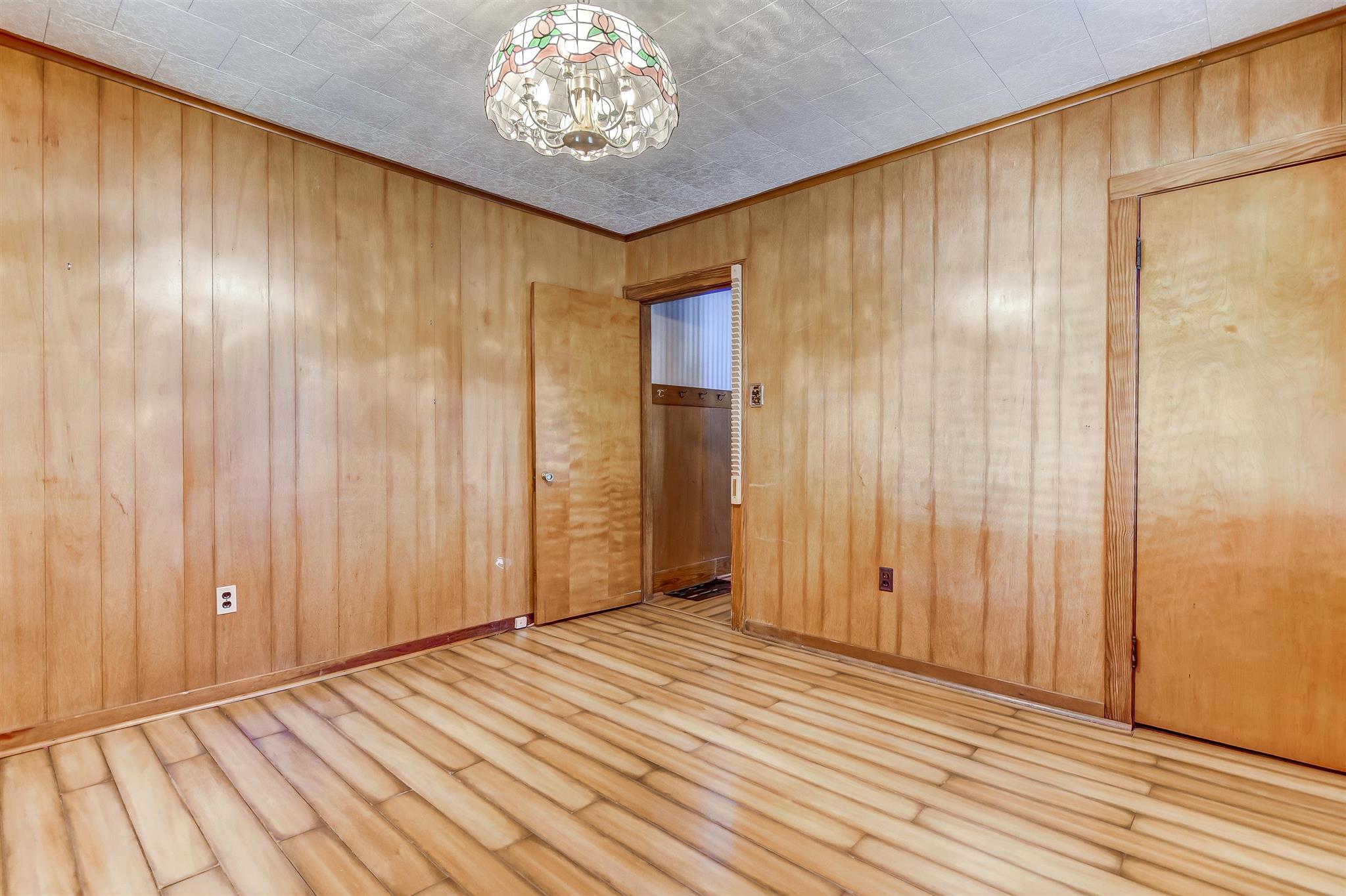 2033 South 4th Street Springfield, IL 62703 - Photo 13 of 35 Gallery Image 13