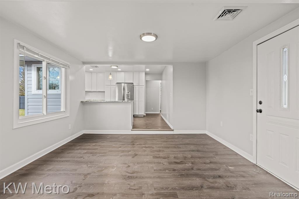35791 Kelly Road Clinton Township, MI 48035 - Photo 10 of 47 Gallery Image 10