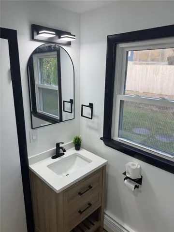 $500,000 | 17 Meadow Road, Scituate, RI 02831