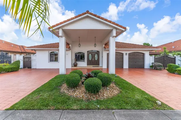 $1,095,000 | 3160 Southwest 142nd Avenue, Miami, FL 33175