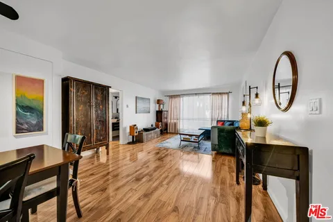 $628,000 | 6199 Canterbury Drive, Unit 102, Culver City, CA 90230