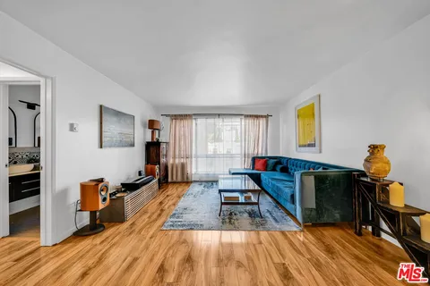 $628,000 | 6199 Canterbury Drive, Unit 102, Culver City, CA 90230