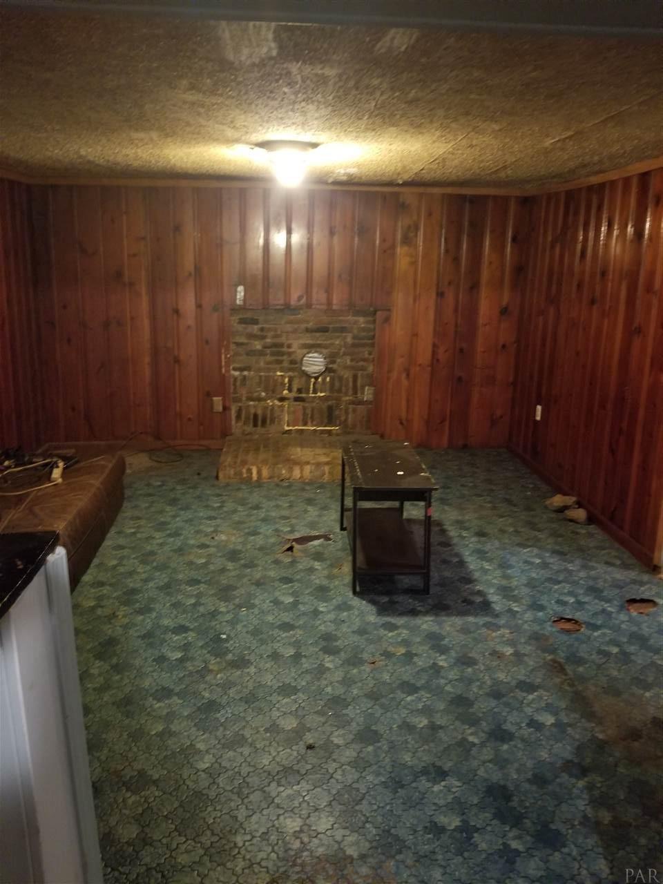 431 East Hecker Road Century, FL 32535 - Photo 3 of 14 Gallery Image 3