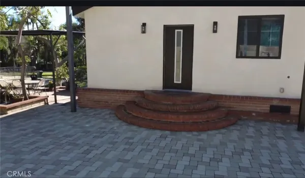 $4,000 | 9857 Foothill Boulevard, Lakeview Terrace, CA 91342