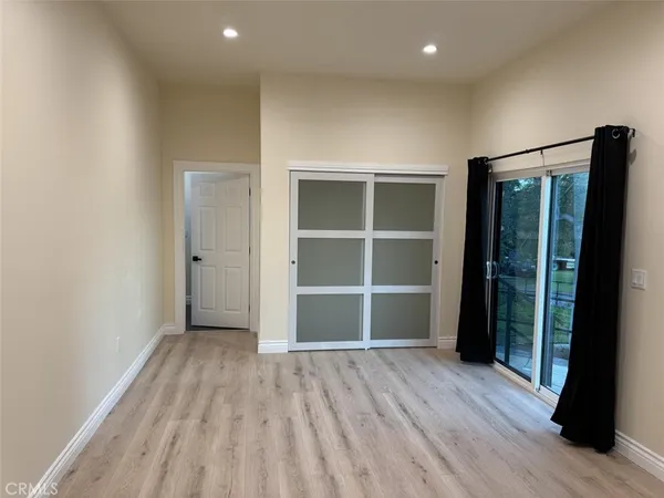 $4,000 | 9857 Foothill Boulevard, Lakeview Terrace, CA 91342