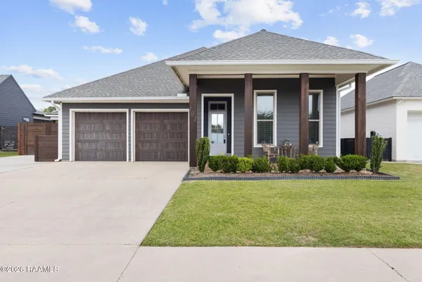 $539,000 | 102 Cherrywood Drive, Lafayette, LA 70508