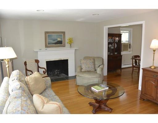 12 Woodfall Road Medfield, MA 02052 - Photo 5 of 22