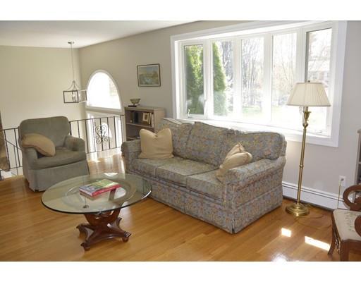 12 Woodfall Road Medfield, MA 02052 - Photo 6 of 22