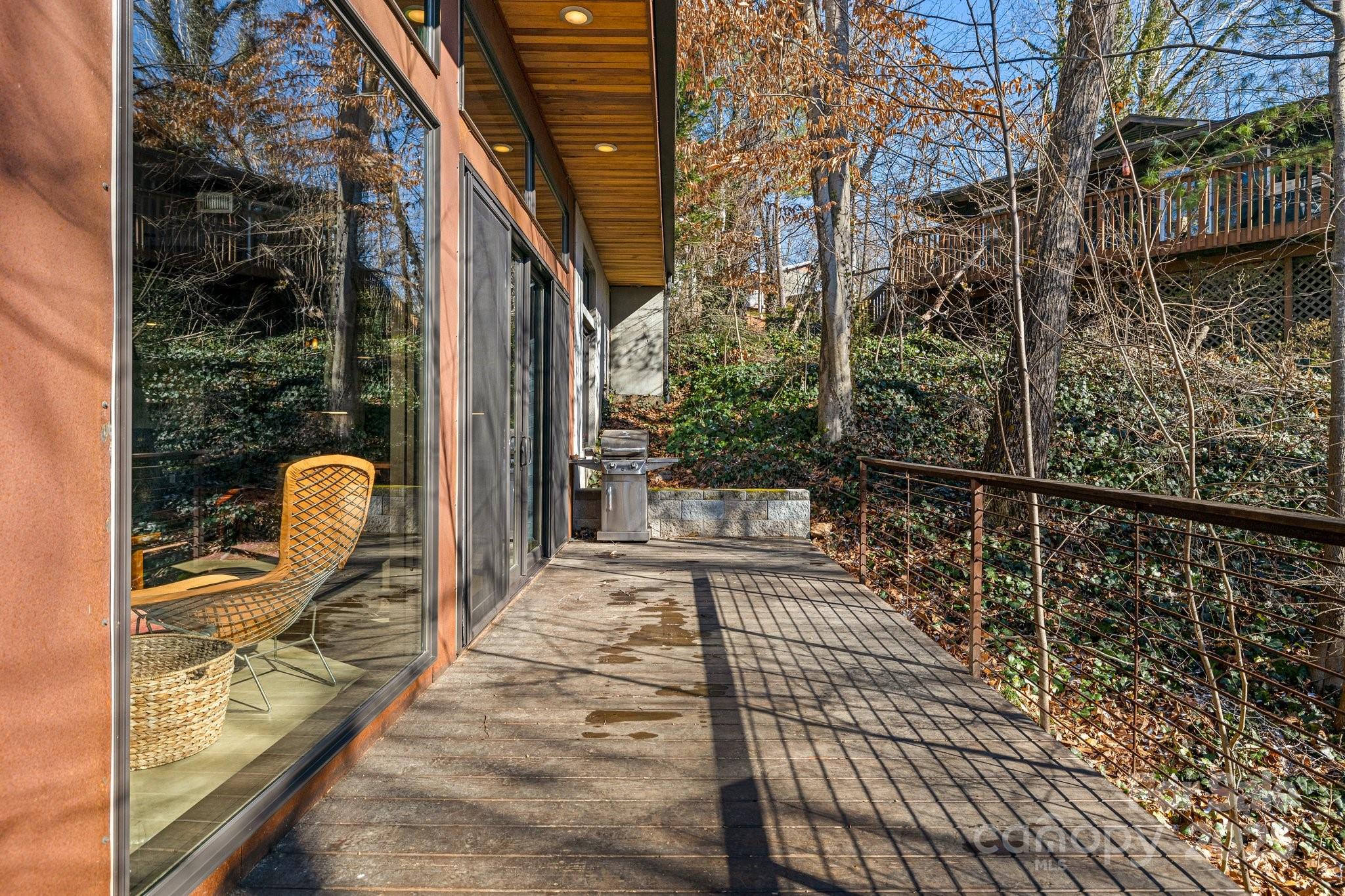 41 Pickwick Road Asheville, NC 28803 - Photo 20 of 23 Gallery Image 20