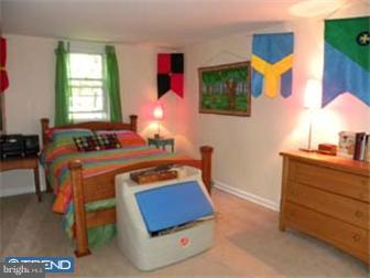 213 Rambling Way Springfield, PA 19064 - Photo 6 of 11 Bedroom 2