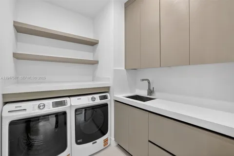 $2,499,000 | 604 Southwest 7th Street, Fort Lauderdale, FL 33315