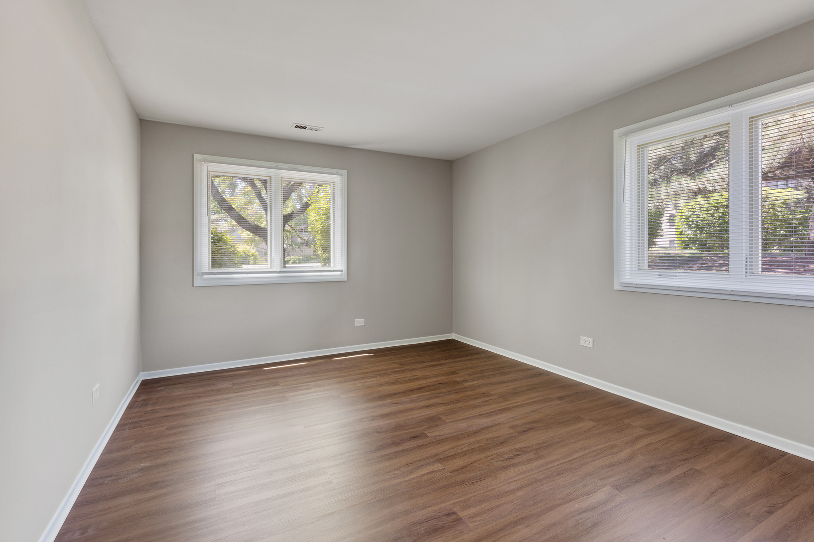 1444 Stonebridge Circle, Unit H3 Wheaton, IL 60189 - Photo 9 of 16