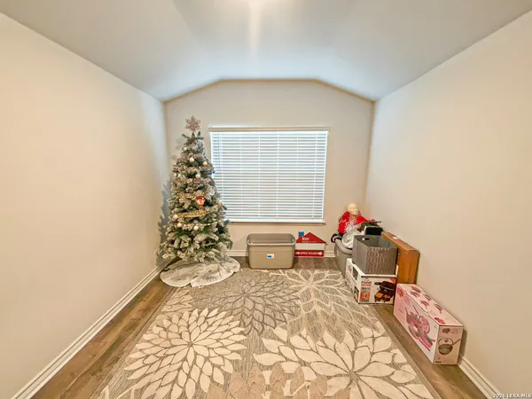 $1,700 | 13138 Whisper Bend, San Antonio, TX 78252