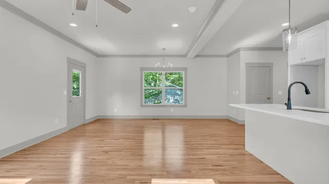 $369,900 | 1226 Thomas Lane, Hixson, TN 37343