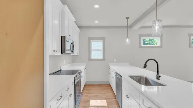 $369,900 | 1226 Thomas Lane, Hixson, TN 37343