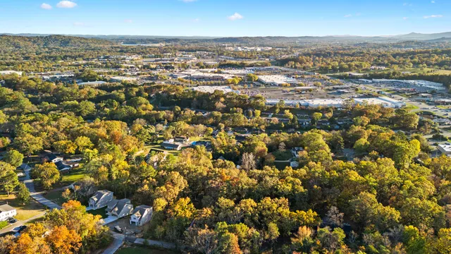 $369,900 | 1226 Thomas Lane, Hixson, TN 37343