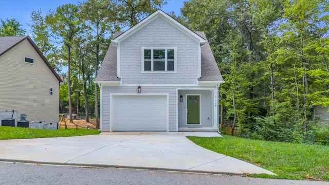 $369,900 | 1226 Thomas Lane, Hixson, TN 37343