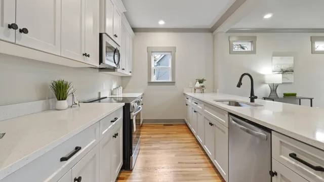 $369,900 | 1226 Thomas Lane, Hixson, TN 37343