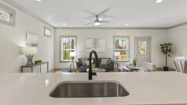 $369,900 | 1226 Thomas Lane, Hixson, TN 37343