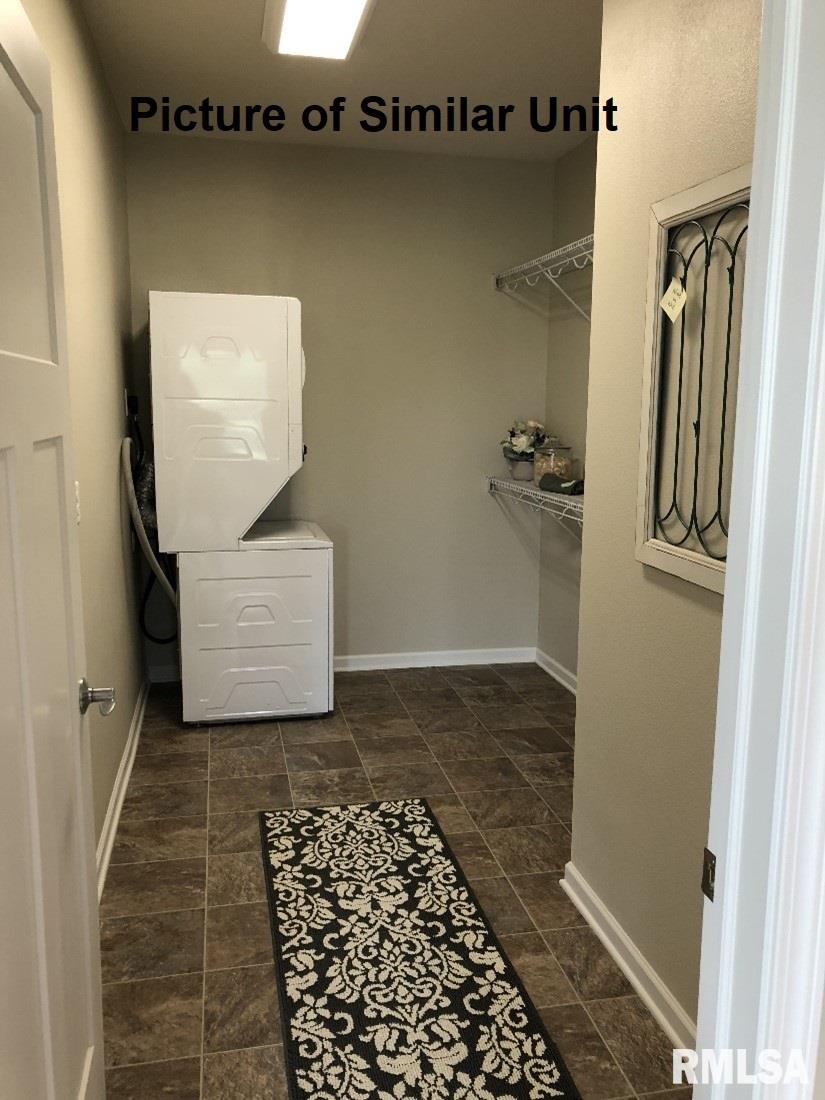 2592 Middle Road, Unit 201 Bettendorf, IA 52722 - Photo 9 of 10 Gallery Image 9