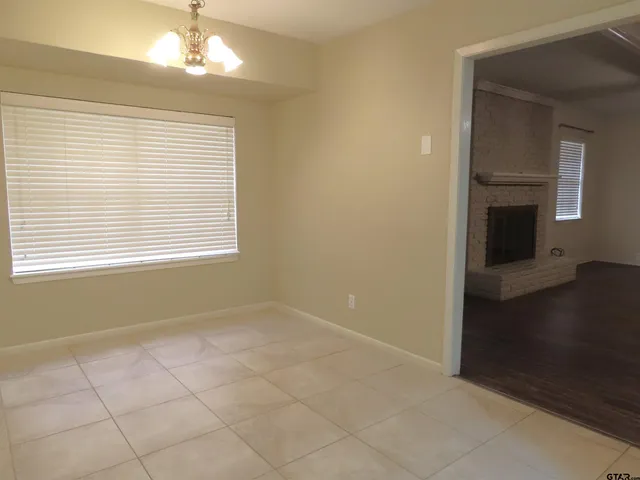 $1,995 | 512 Top Hill Drive, Tyler, TX 75703