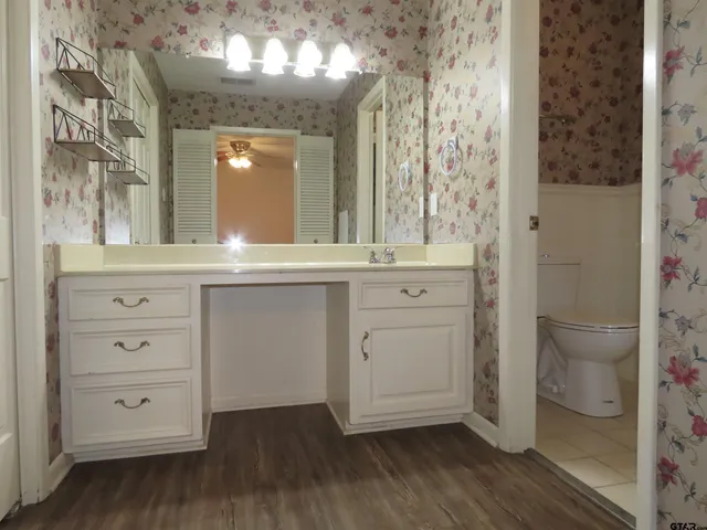 $1,995 | 512 Top Hill Drive, Tyler, TX 75703