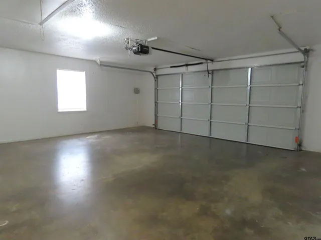 $1,995 | 512 Top Hill Drive, Tyler, TX 75703