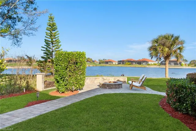 a view of a garden with houses