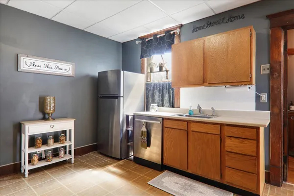 $179,000 | 302 East Main Street, Colfax, IL 61728