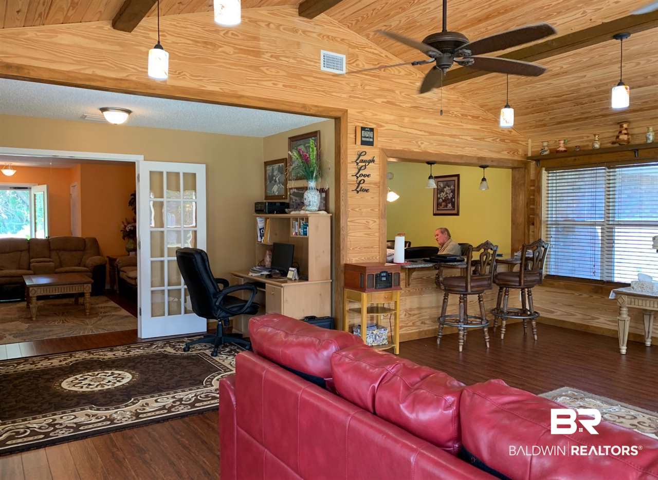 320 North Hickory Street Foley, AL 36535 - Photo 8 of 40