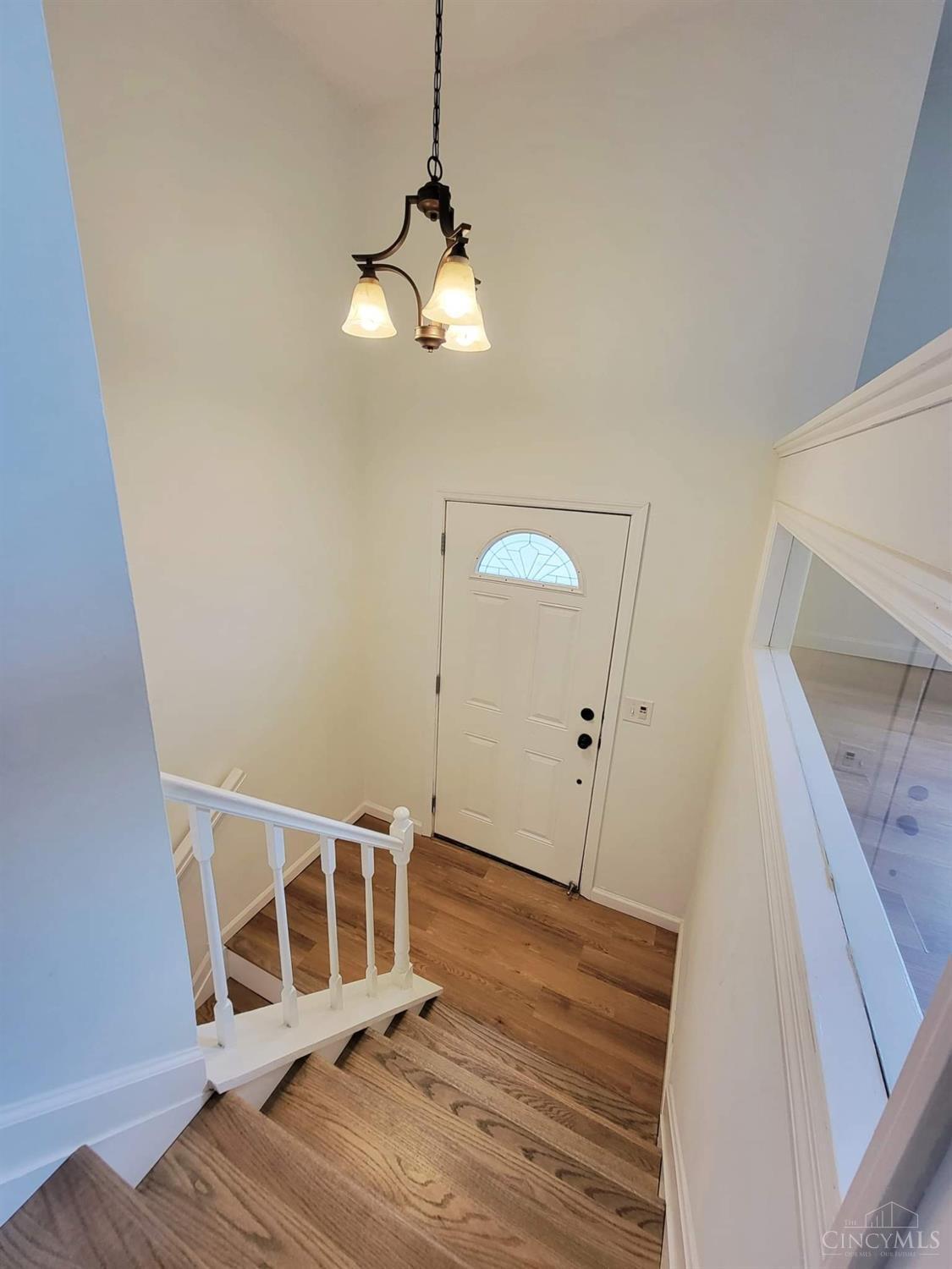 12115 Pippin Road Cincinnati, OH 45251 - Photo 4 of 41 Gallery Image 4