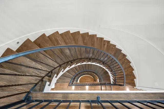 $999,000 | 3709 Somerset Commons Lane, Houston, TX 77055