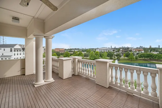 $999,000 | 3709 Somerset Commons Lane, Houston, TX 77055