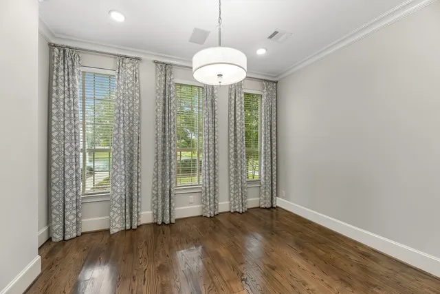 $999,000 | 3709 Somerset Commons Lane, Houston, TX 77055