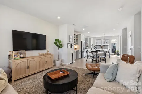 $519,900 | 912 Mary Max Drive, Davidson, NC 28036