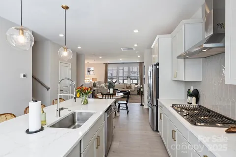 $525,000 | 912 Mary Max Drive, Davidson, NC 28036